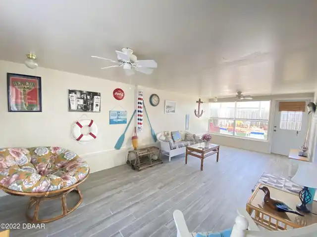 Listing Photo 18