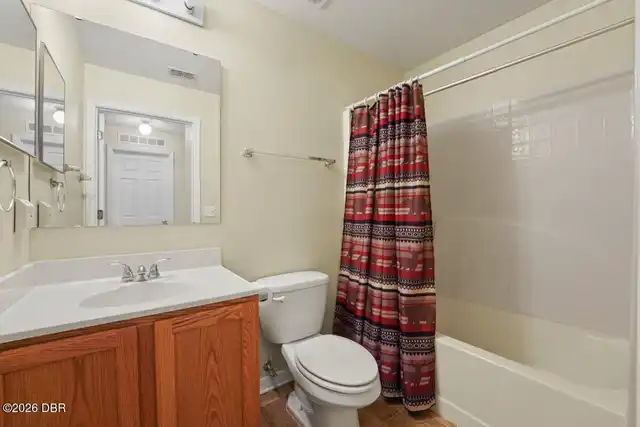 Listing Photo 15