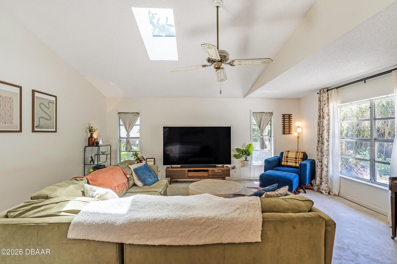 Listing Photo 7