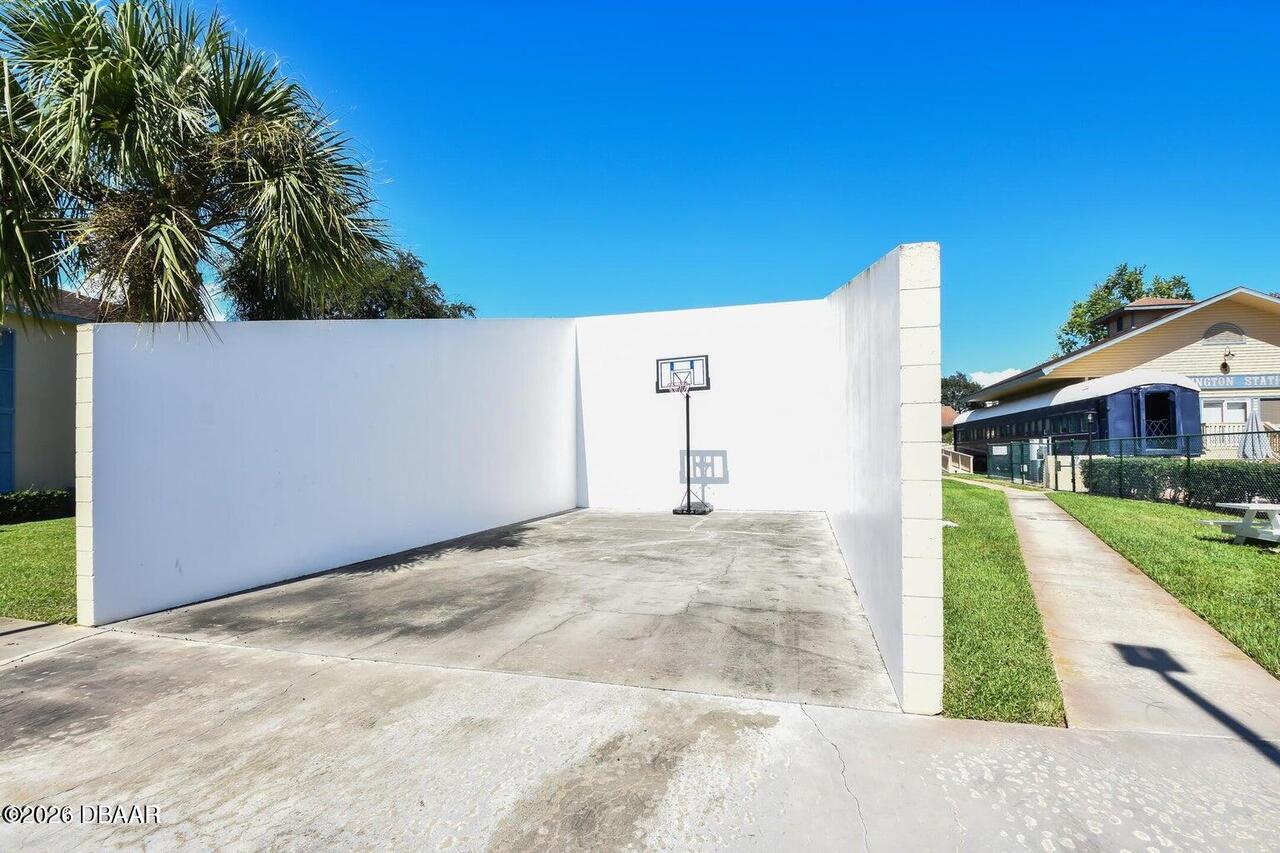 Listing Photo 19