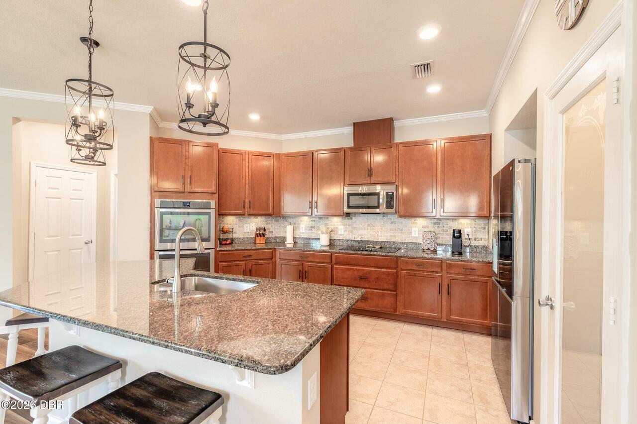 Listing Photo 10
