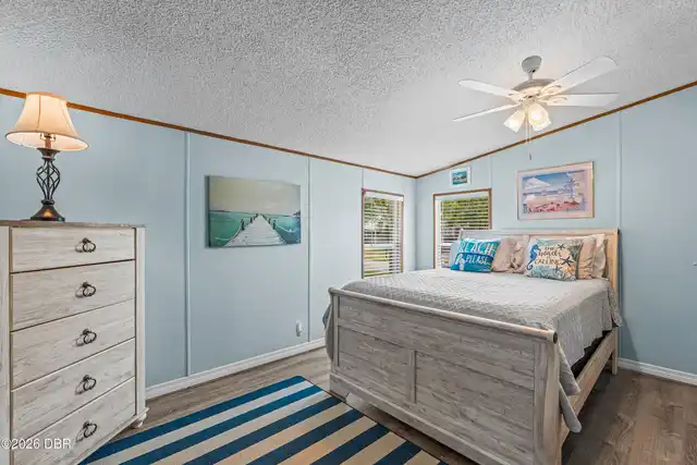 Listing Photo 18