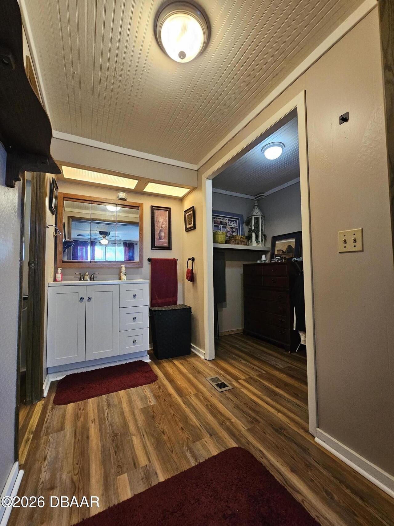 Listing Photo 28