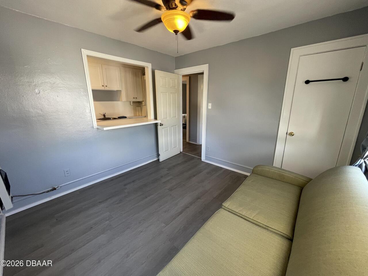Listing Photo 10