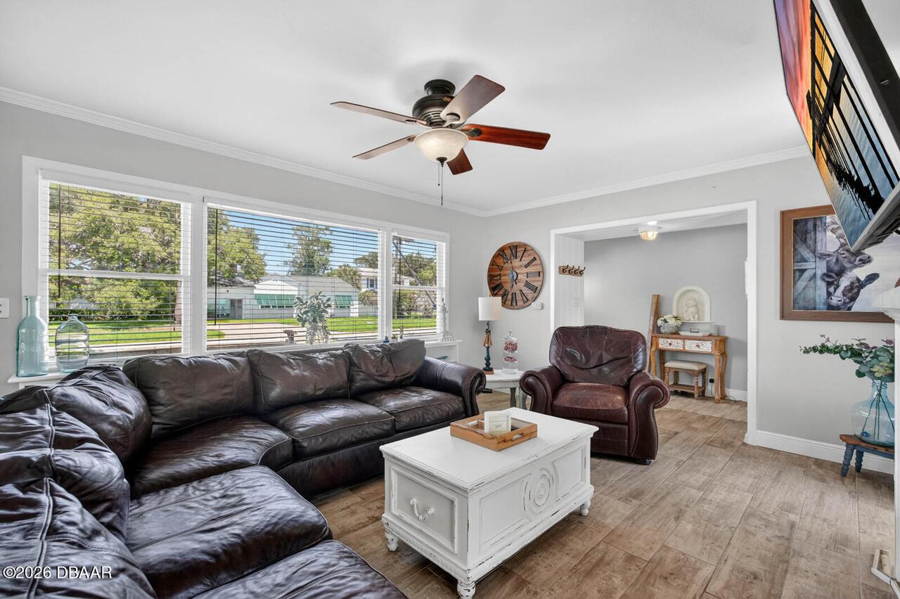 Listing Photo 7