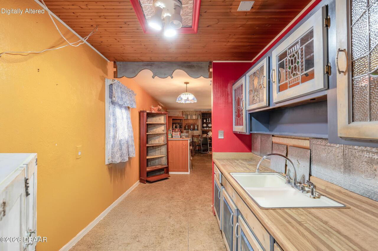 Listing Photo 8