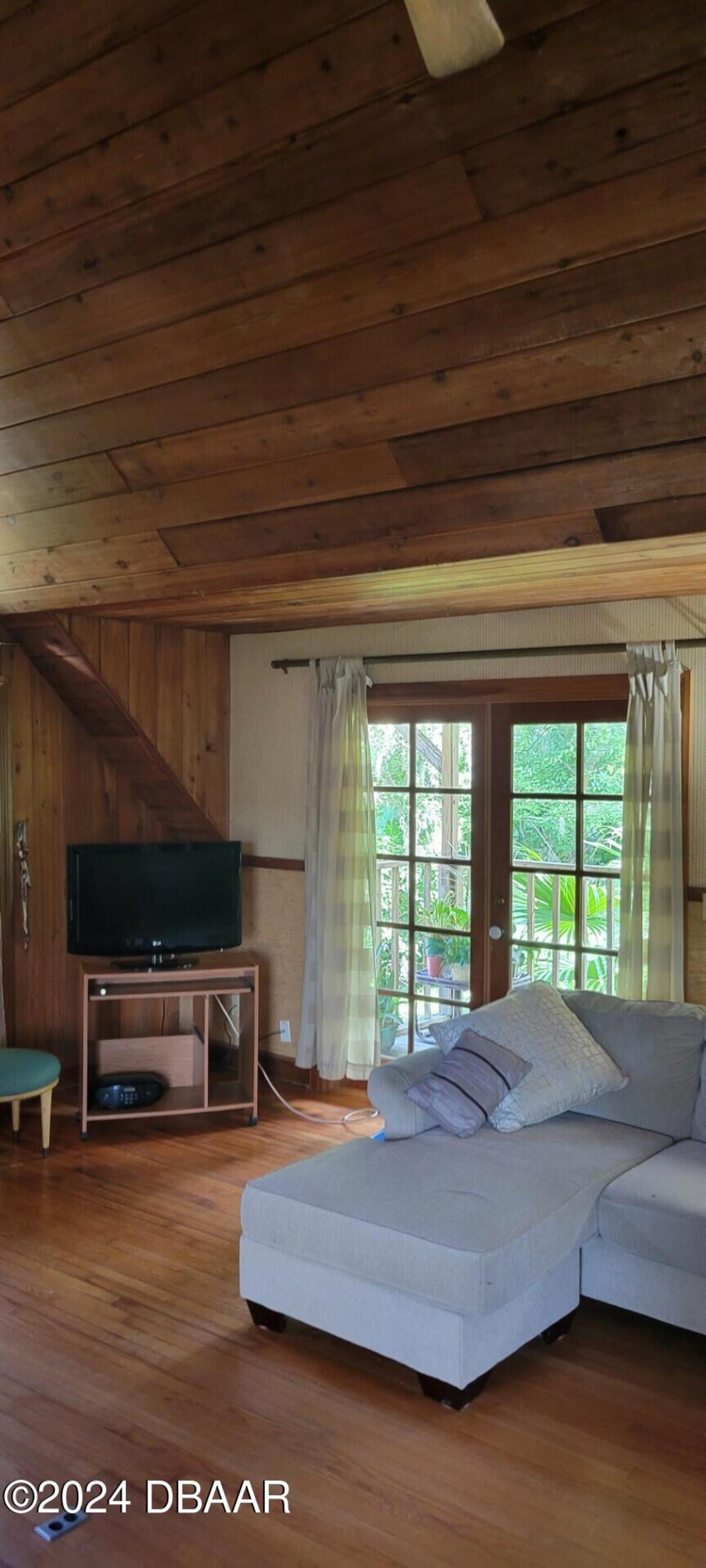 Listing Photo 6