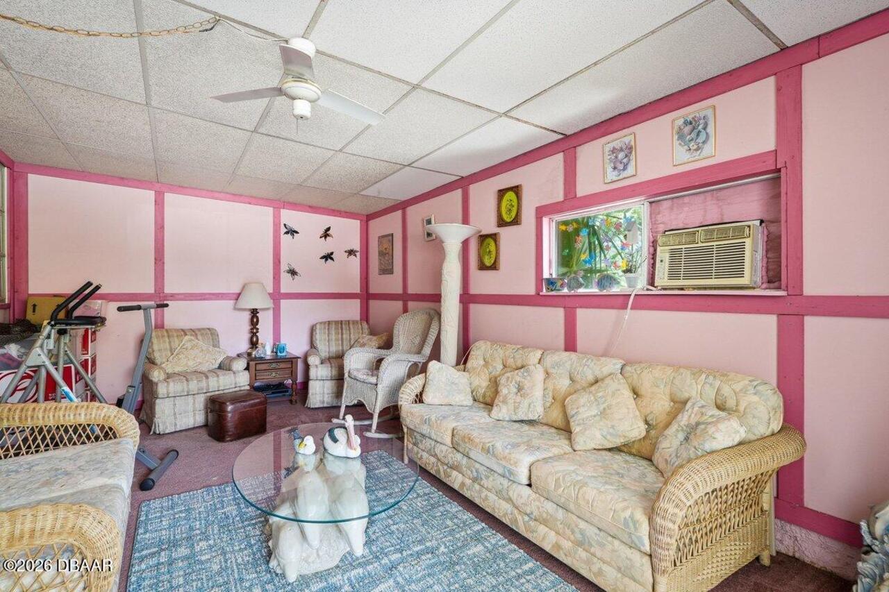 Listing Photo 16