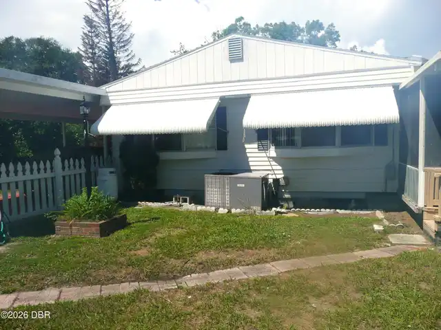 Listing Photo 17
