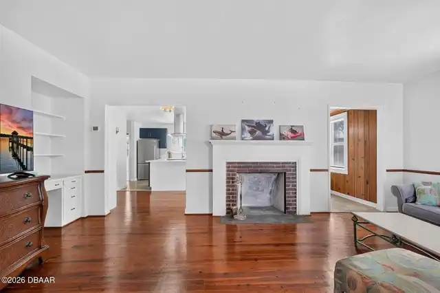 Listing Photo 7