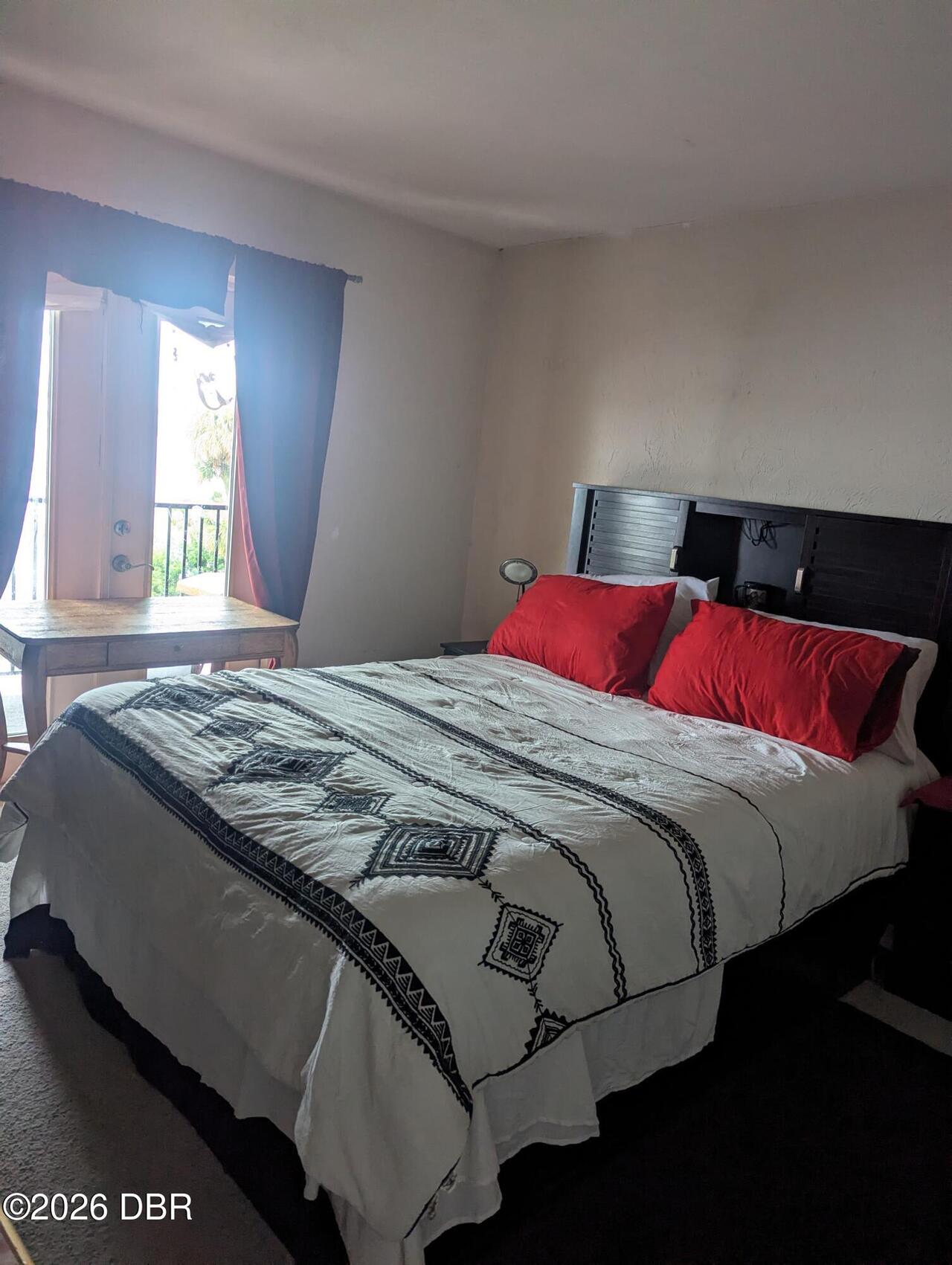 Listing Photo 10