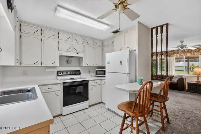 Listing Photo 7