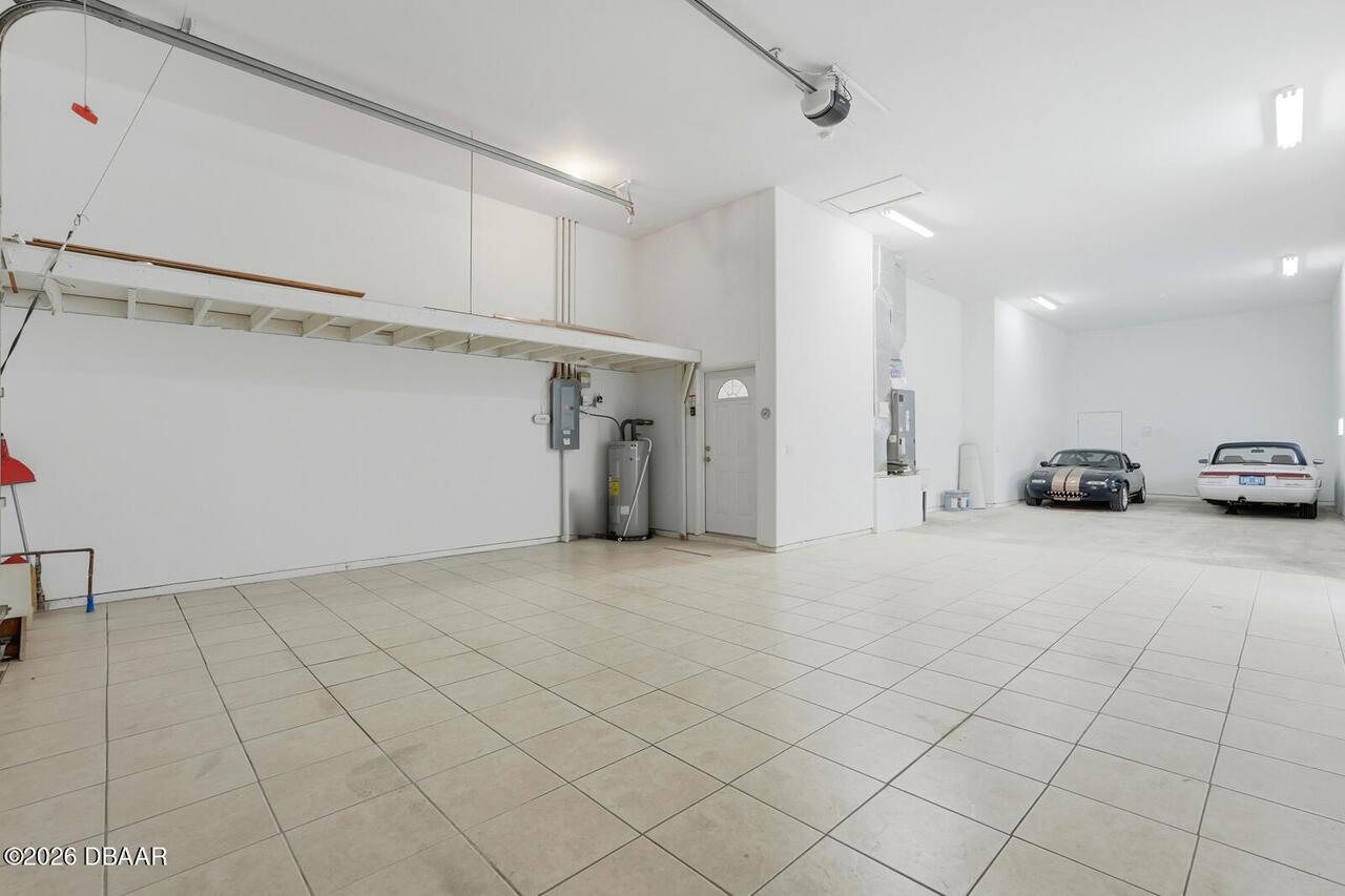 Listing Photo 12