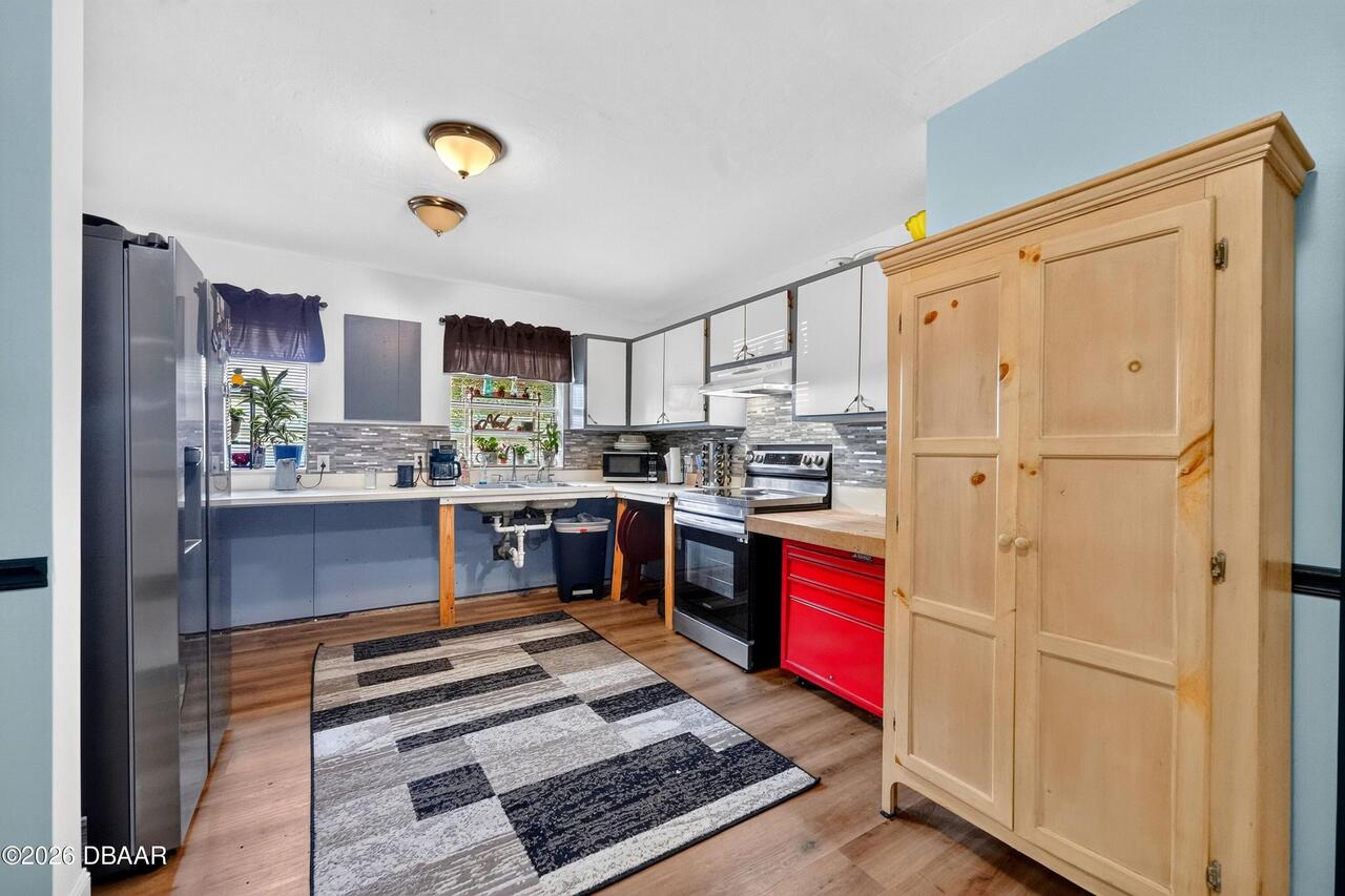 Listing Photo 17