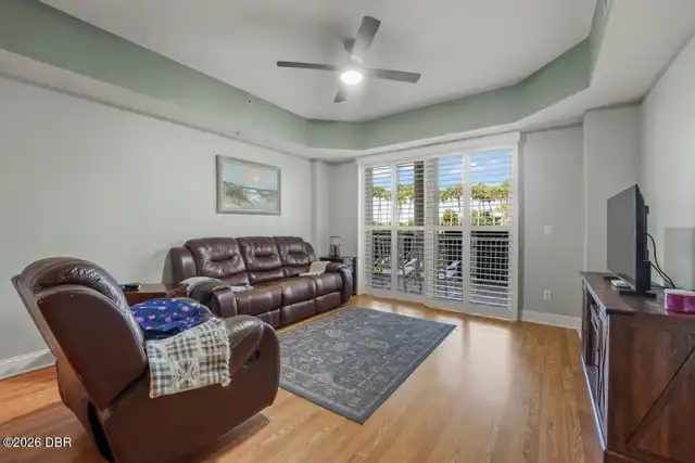 Listing Photo 14