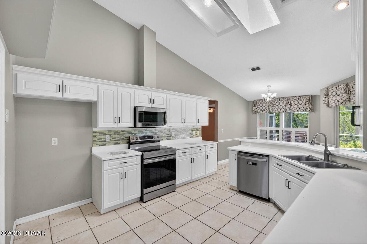 Listing Photo 15