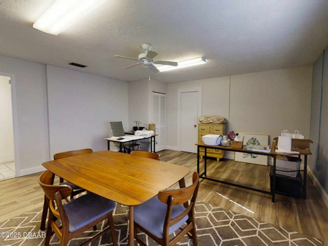 Listing Photo 9