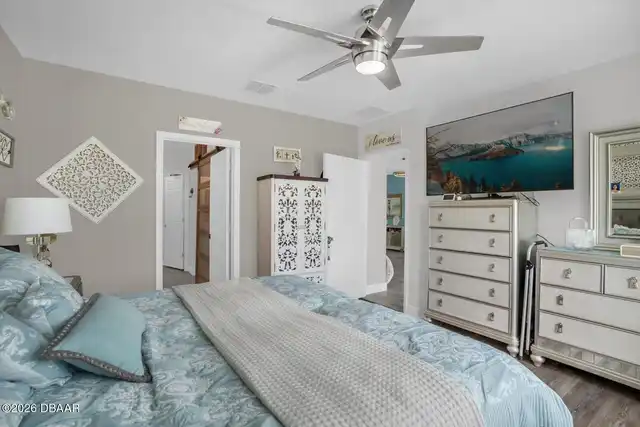 Listing Photo 12