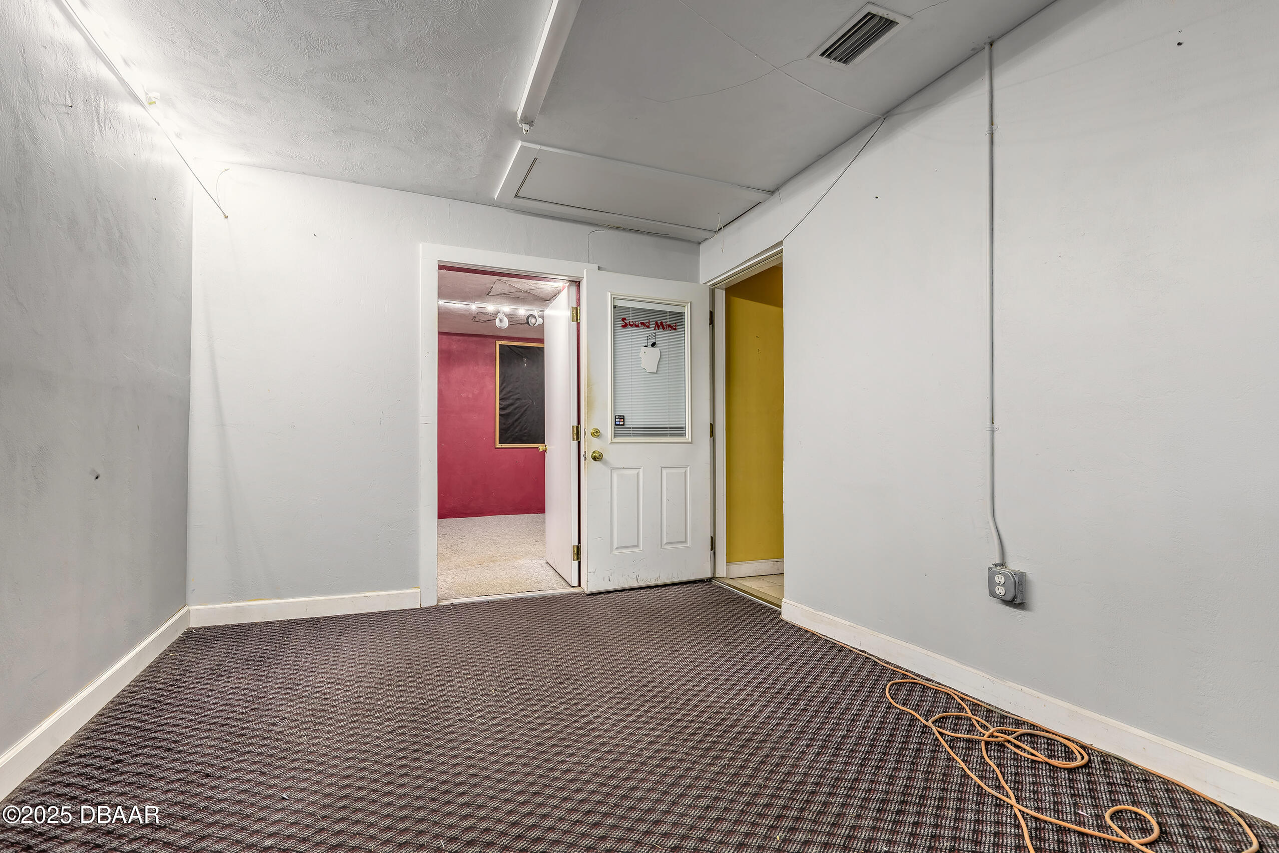 Listing Photo 32