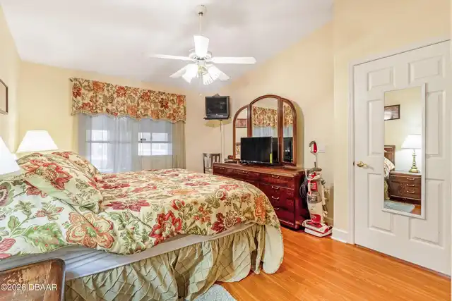 Listing Photo 21