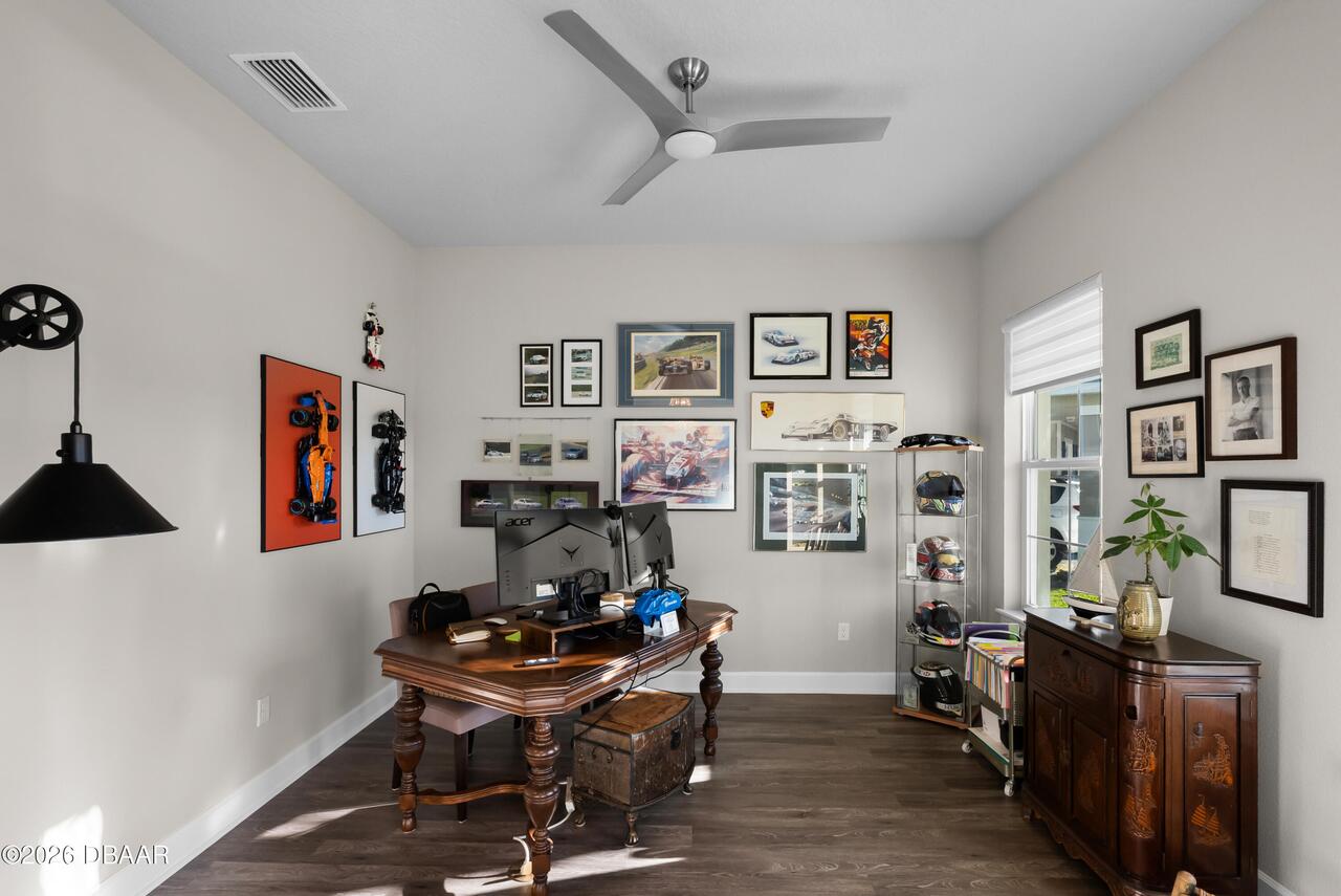 Listing Photo 16