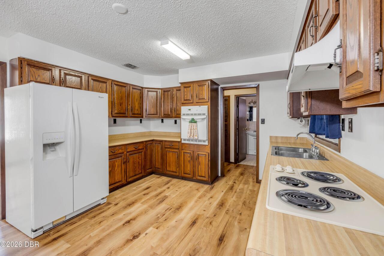 Listing Photo 15