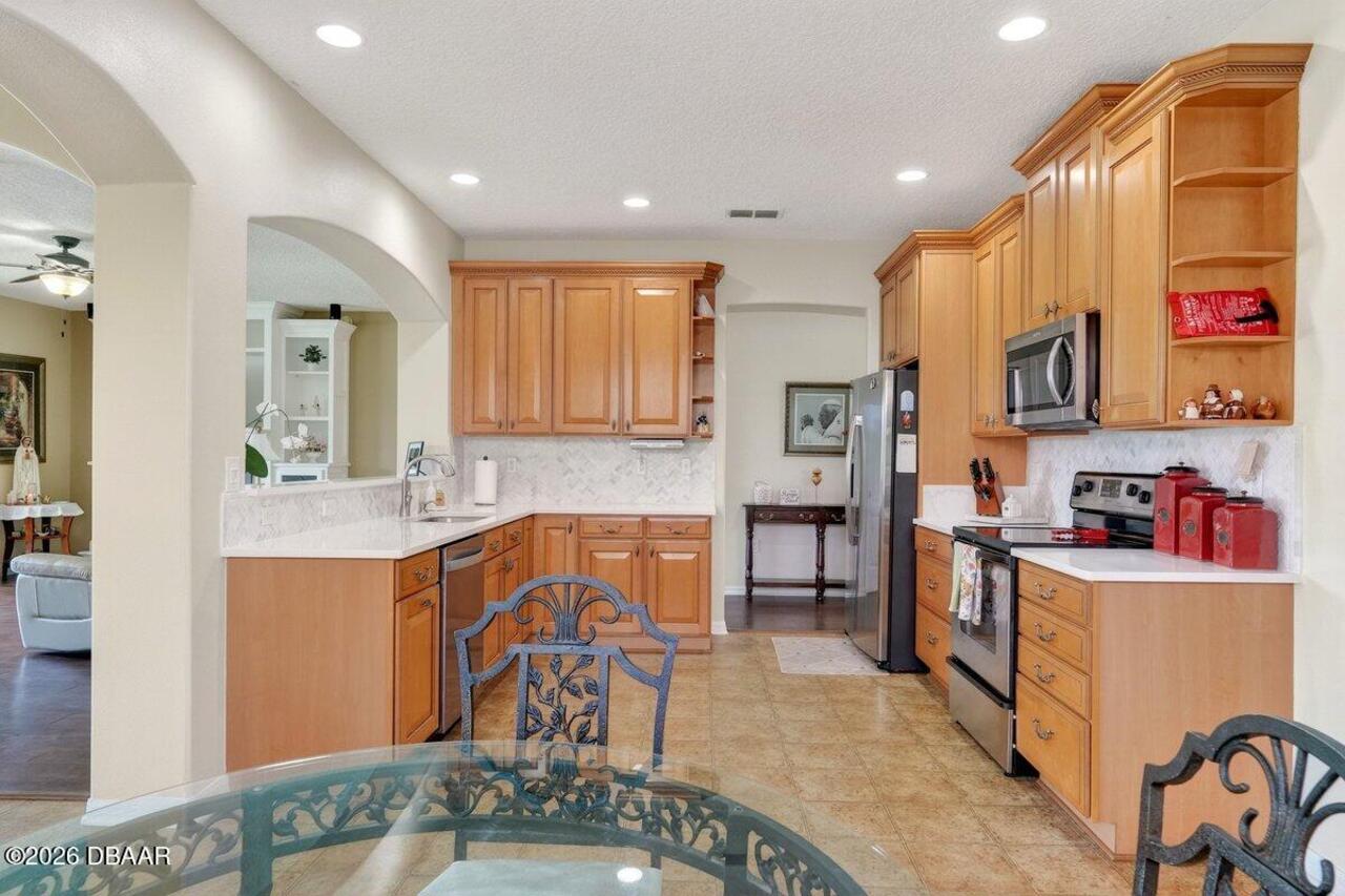 Listing Photo 14