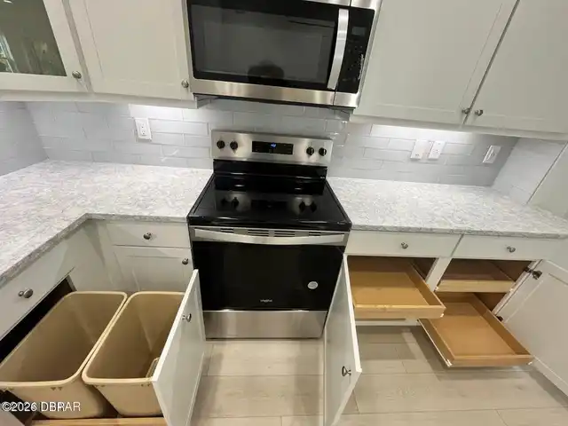 Listing Photo 14