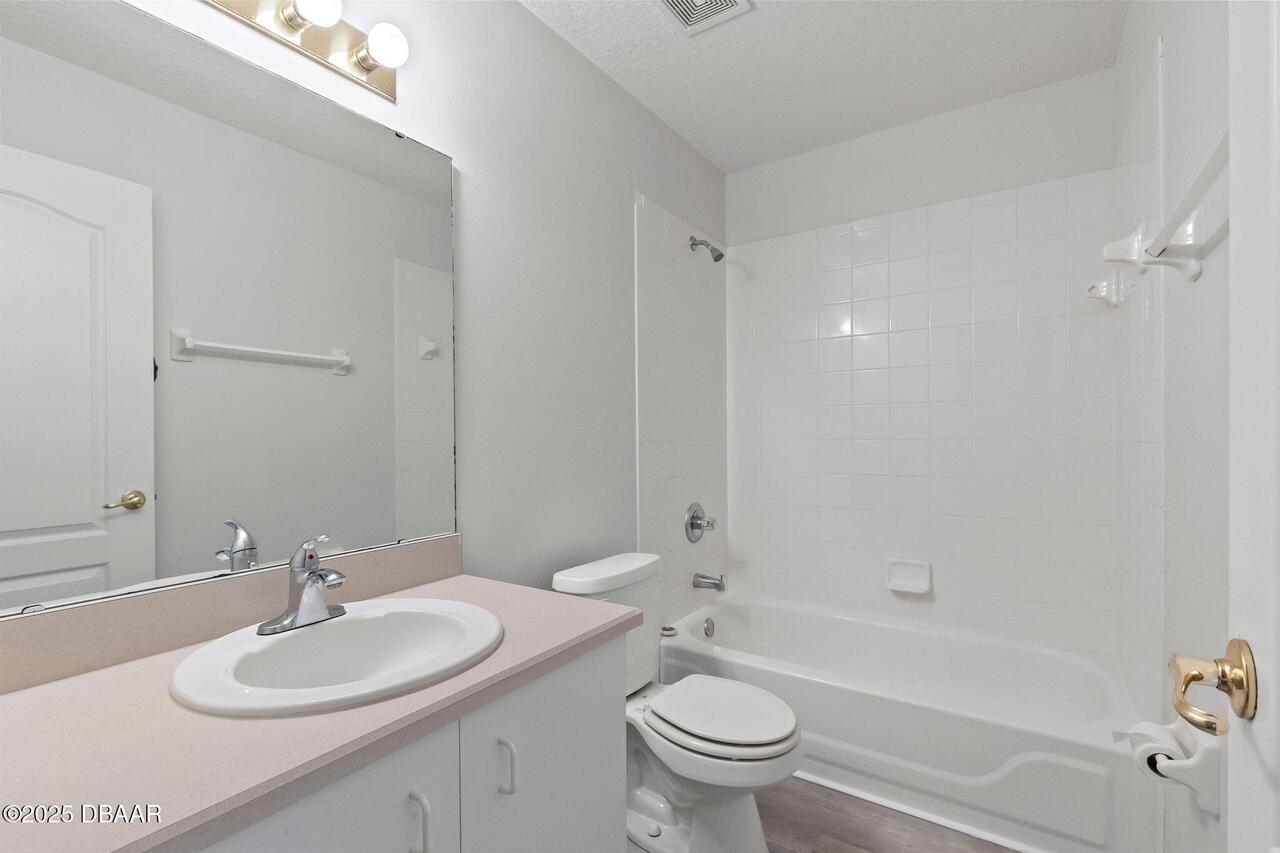 Listing Photo 16