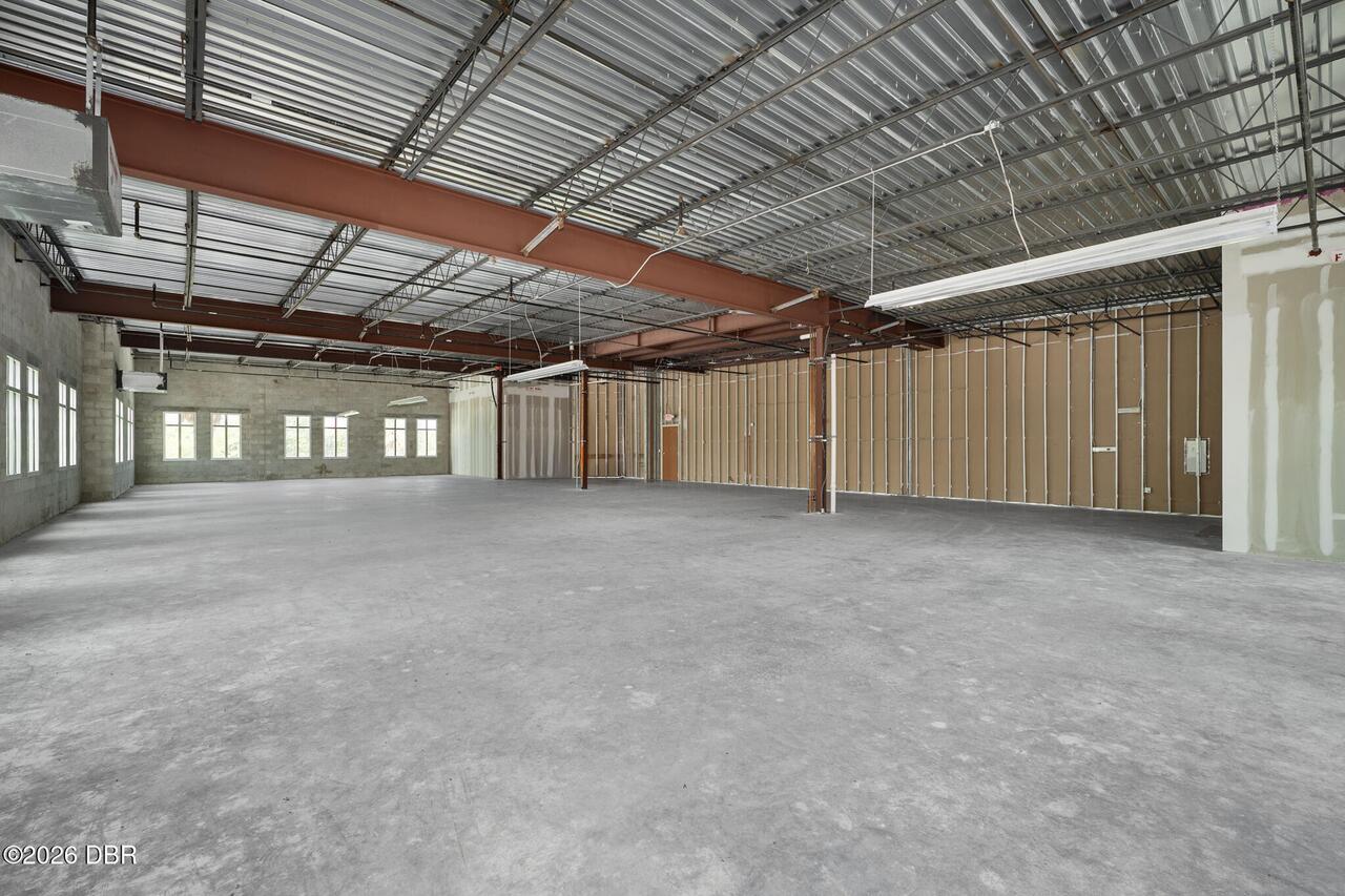 Listing Photo 15
