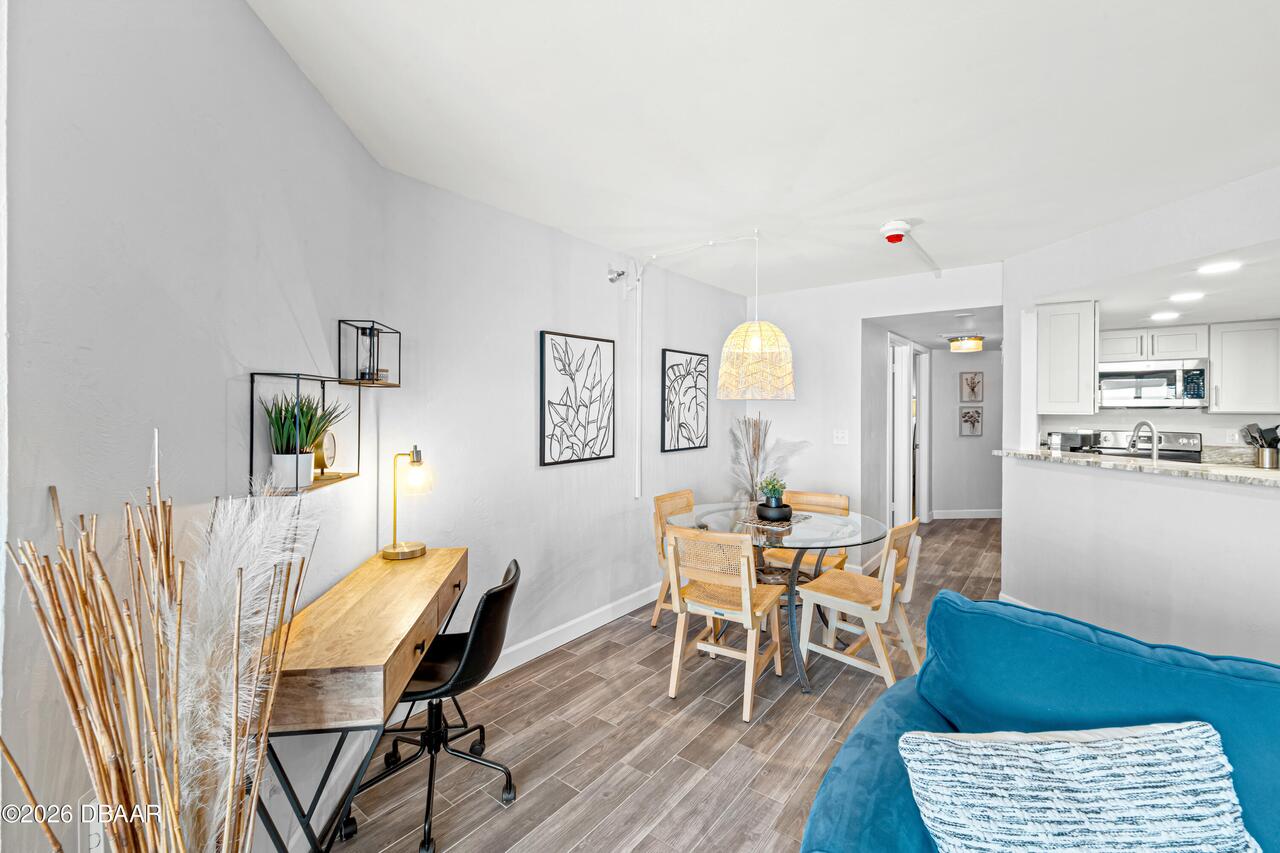 Listing Photo 8