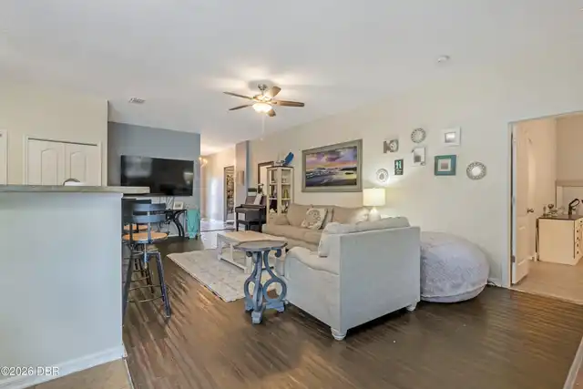 Listing Photo 14