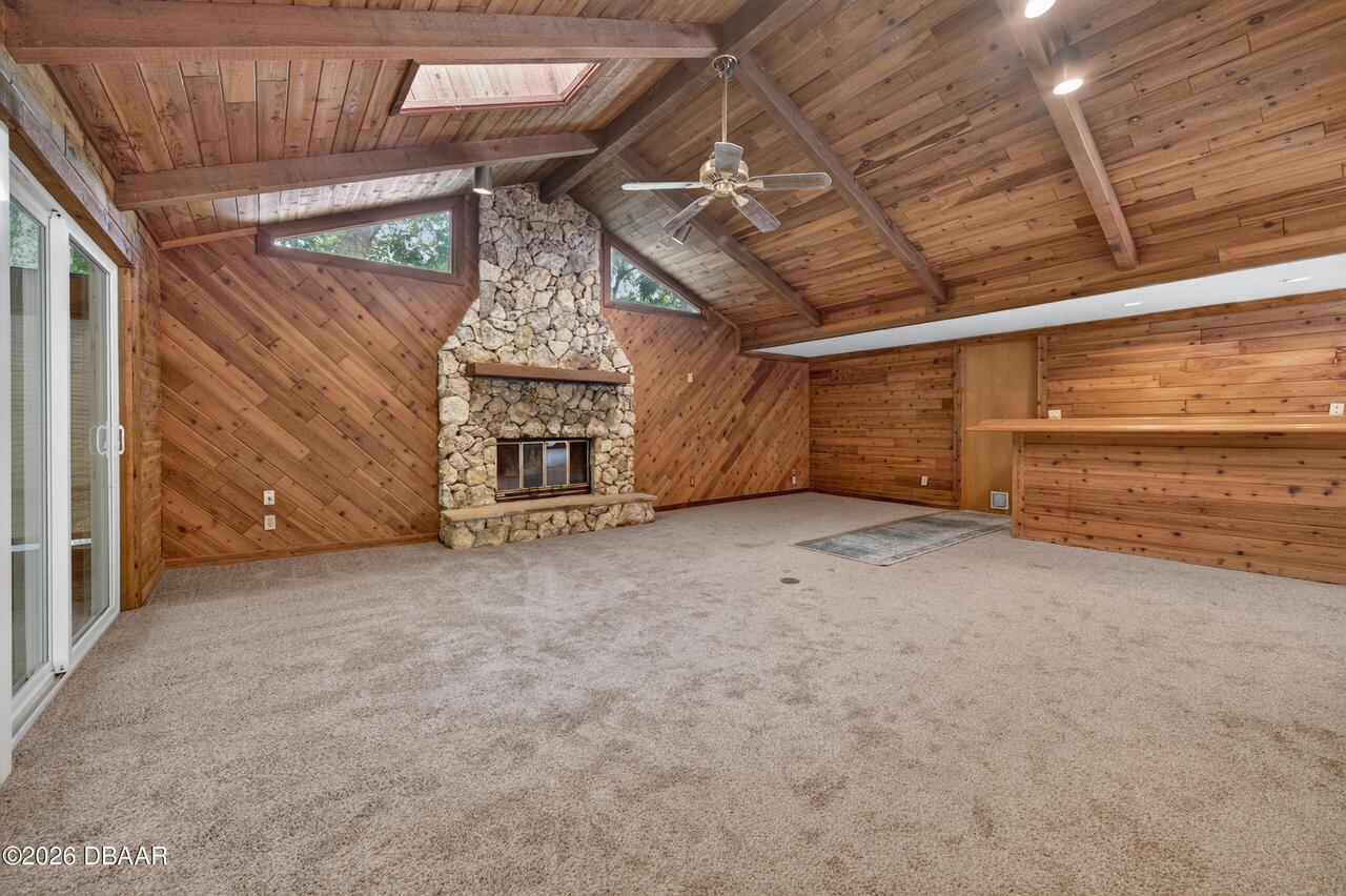 Listing Photo 14