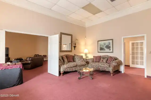 Listing Photo 16