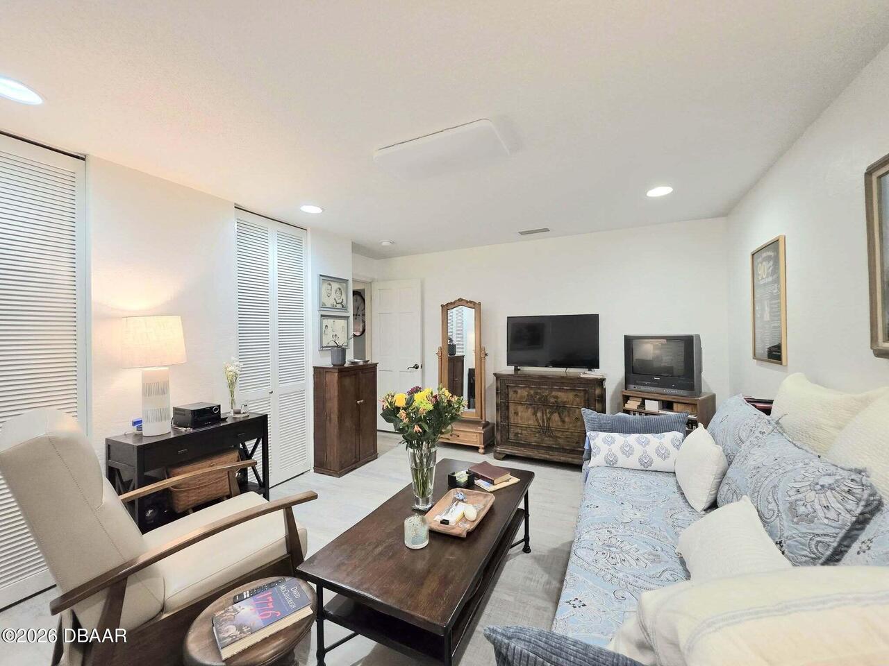 Listing Photo 28