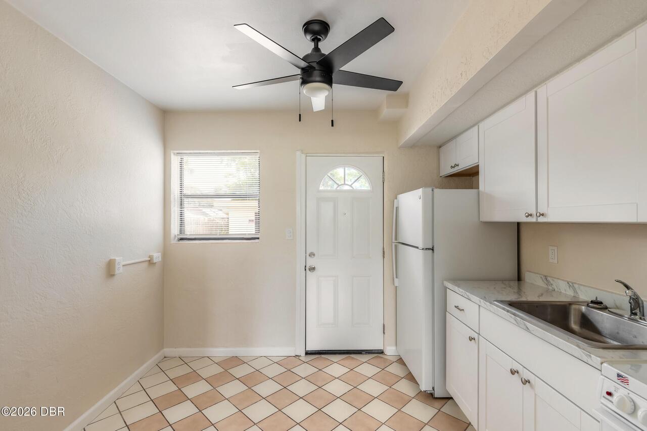 Listing Photo 8