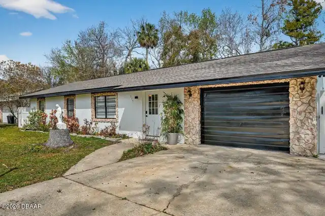 Listing Photo 34