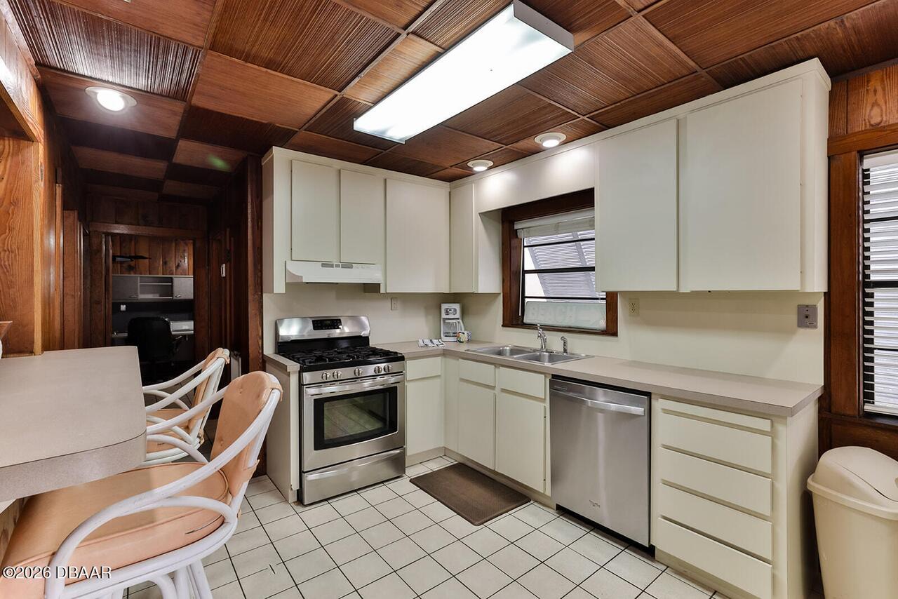 Listing Photo 19