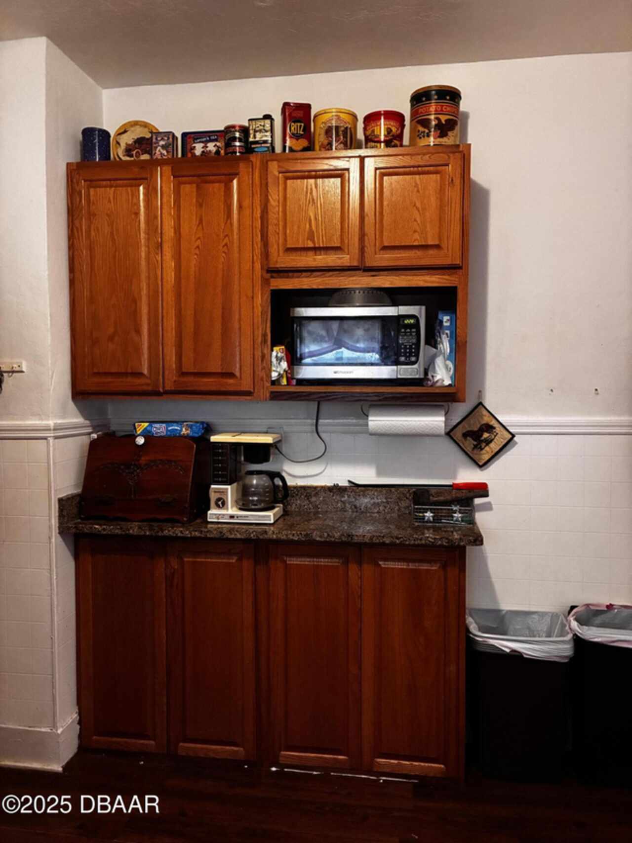 Listing Photo 9