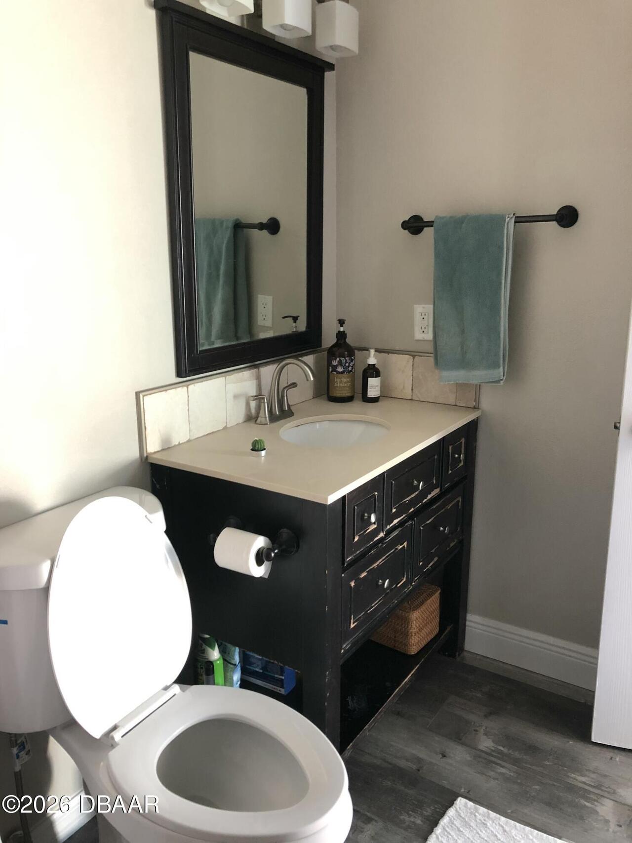Listing Photo 8