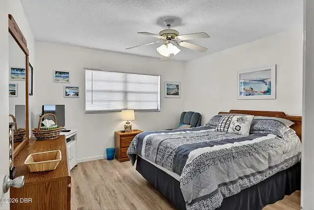 Listing Photo 15