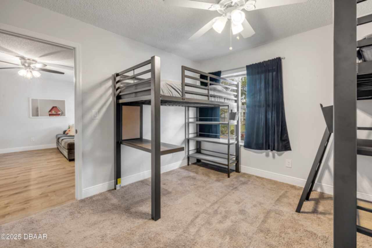 Listing Photo 15