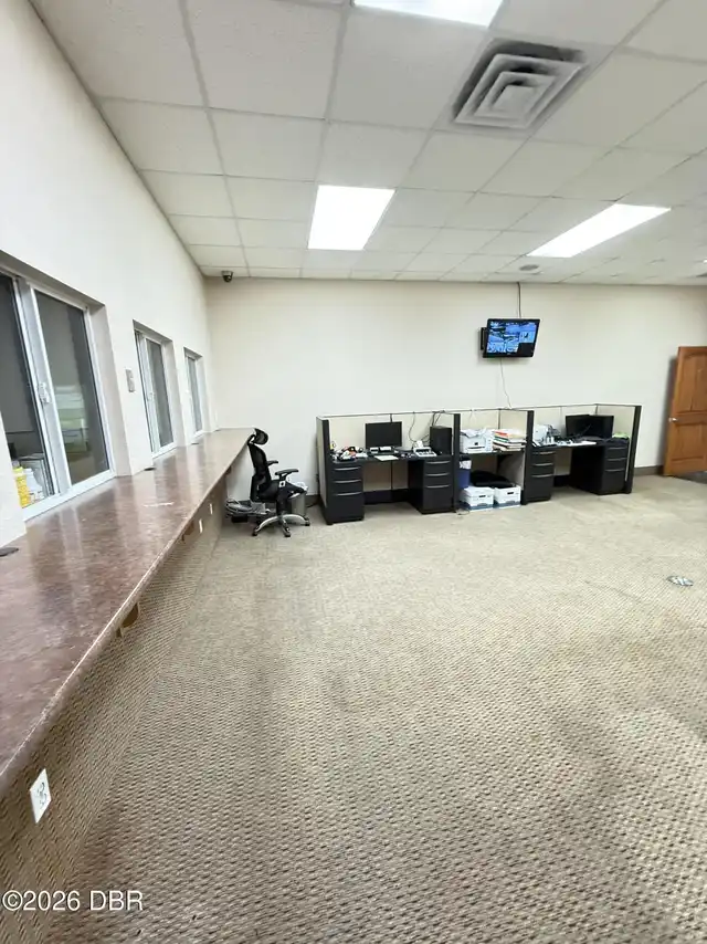 Listing Photo 15
