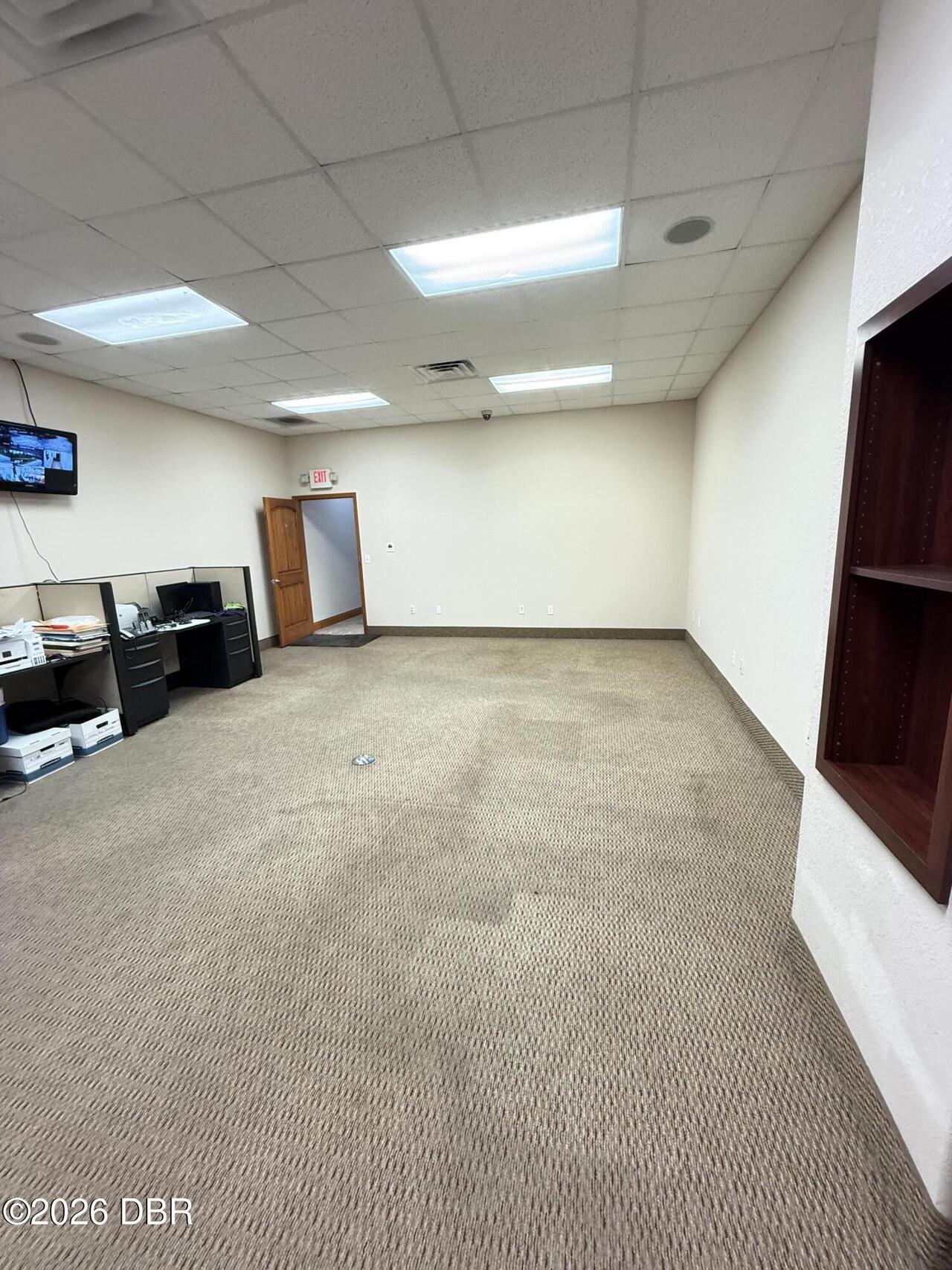 Listing Photo 16