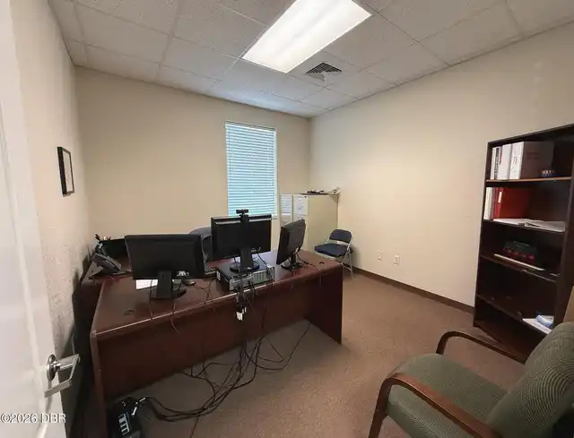 Listing Photo 6