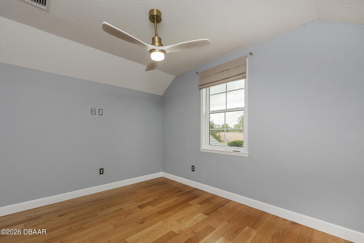 Listing Photo 28
