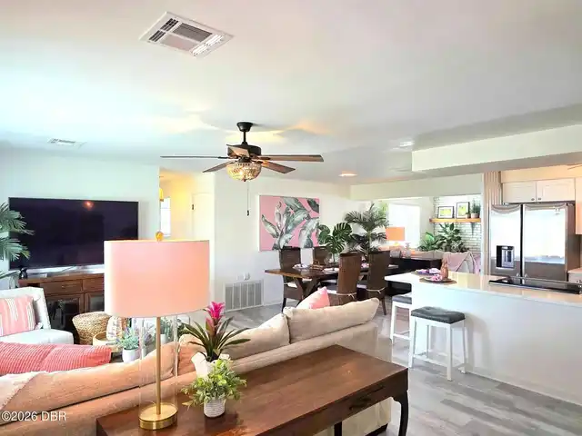 Listing Photo 7