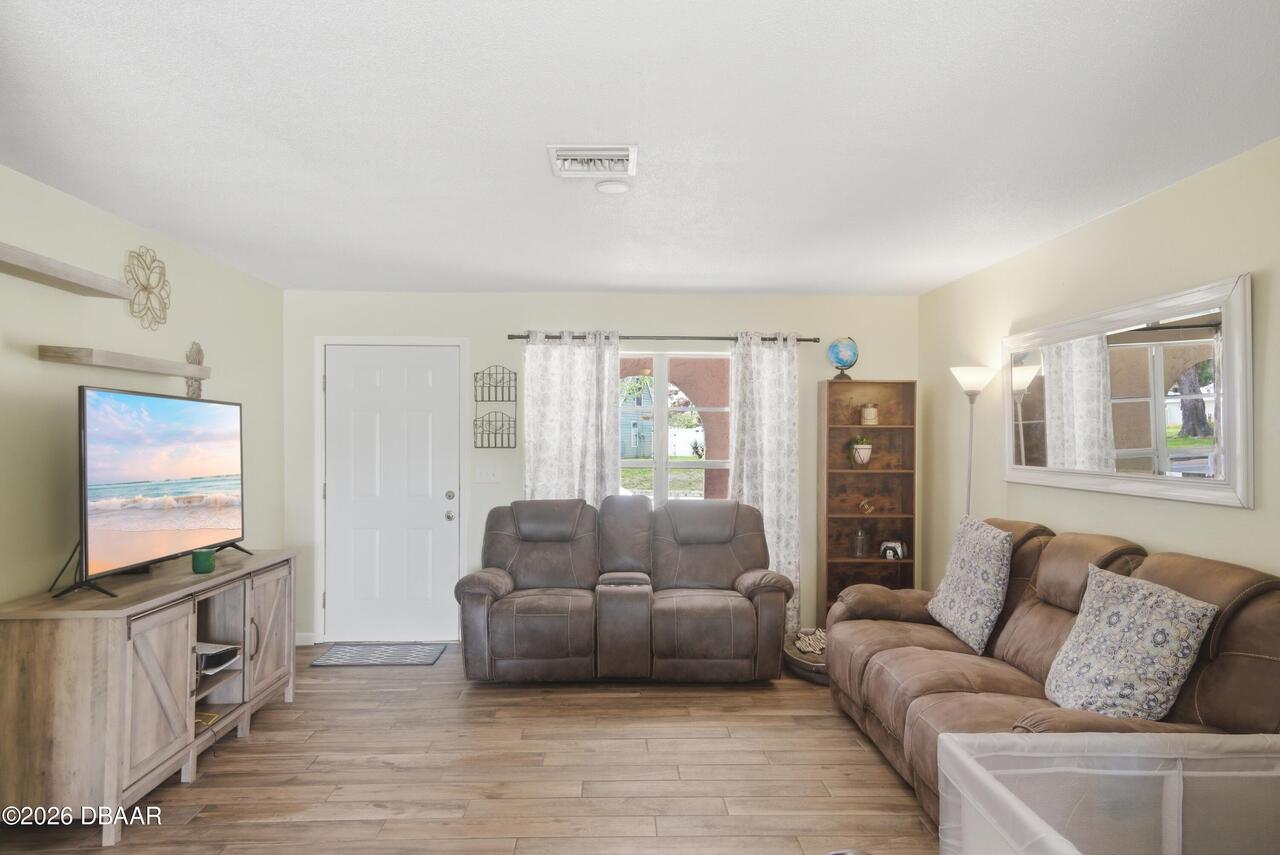 Listing Photo 13