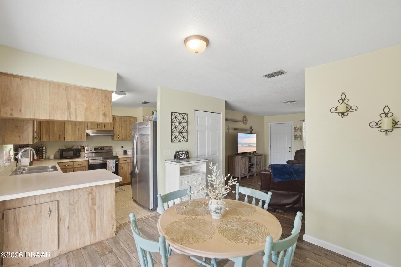 Listing Photo 15