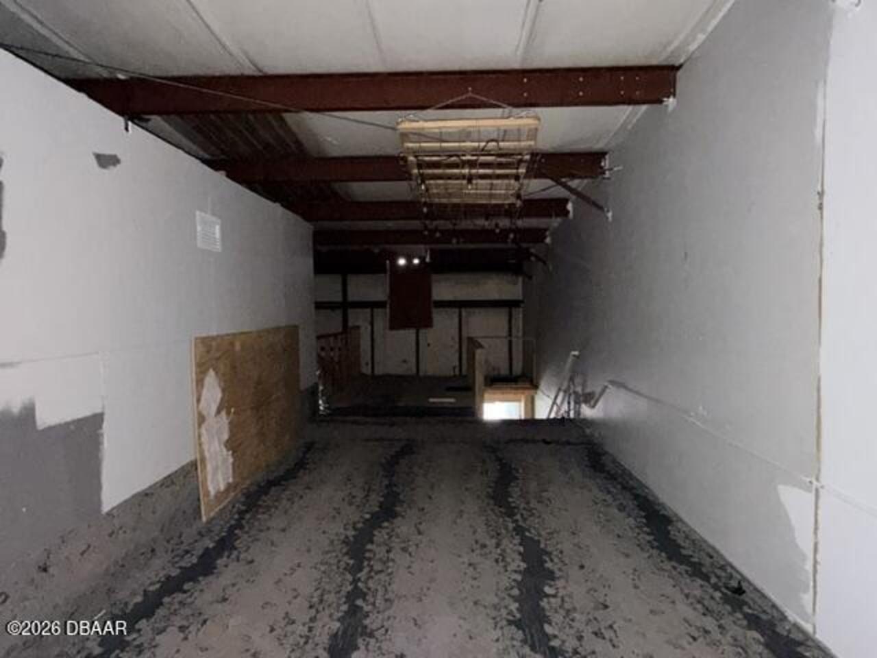 Listing Photo 12